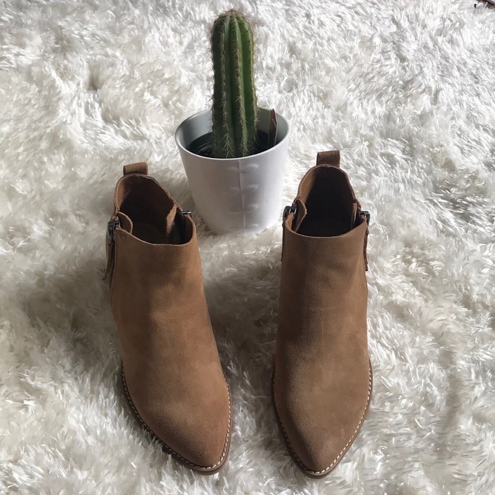 Dolce Vita Ankle Boots